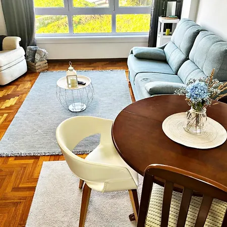 Holibai, Amodino, Agradable Y Hogareno Apto Con Parking, Apartamento