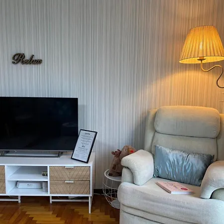 Apartamento Holibai, Amodino, Agradable Y Hogareno Apto Con Parking, *